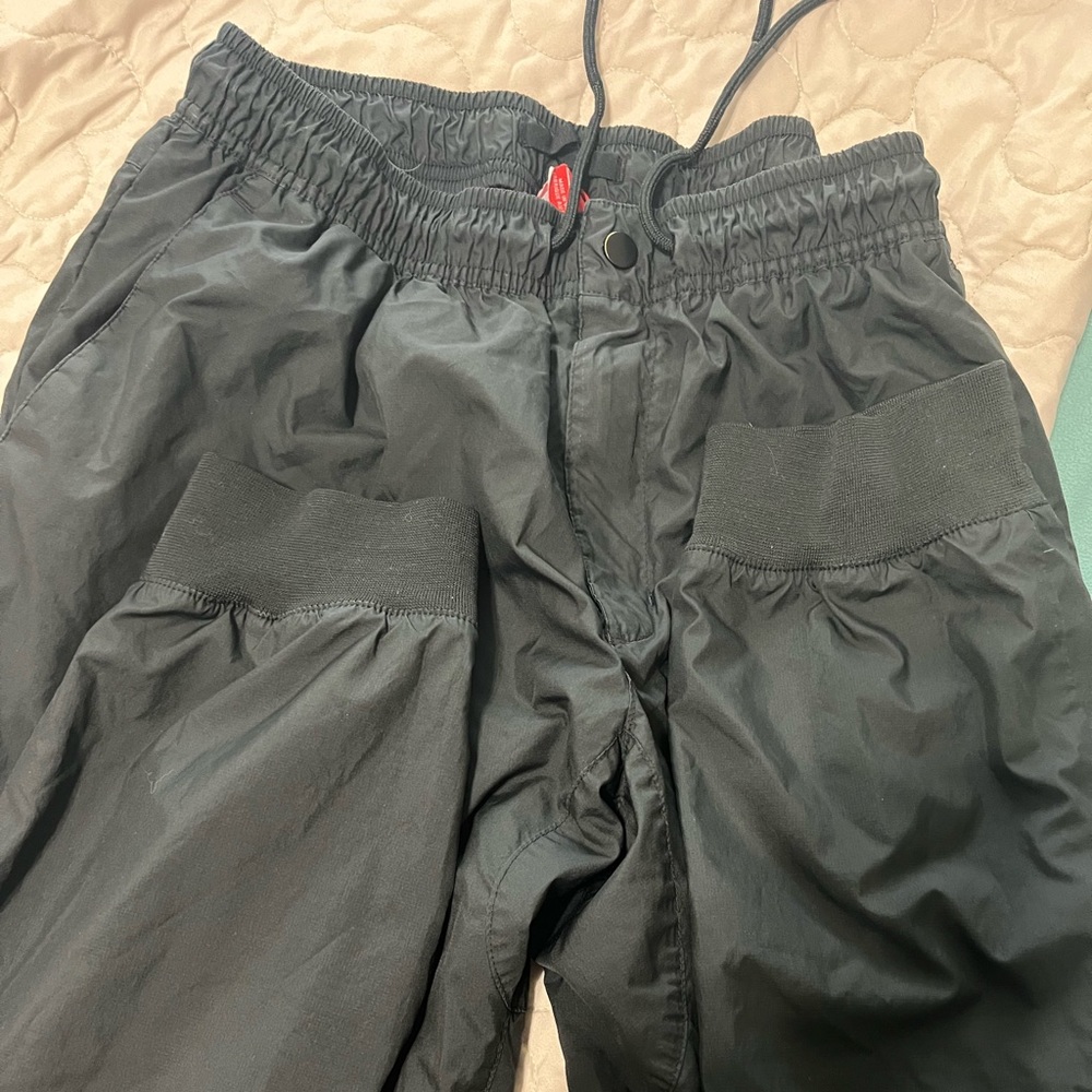 Men’s Nike mesh lined exercise pant